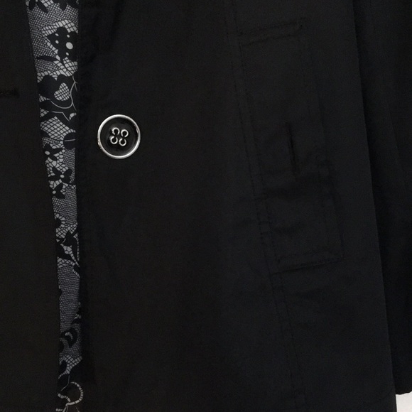 SOLD Worthington Coat - Picture 2 of 7